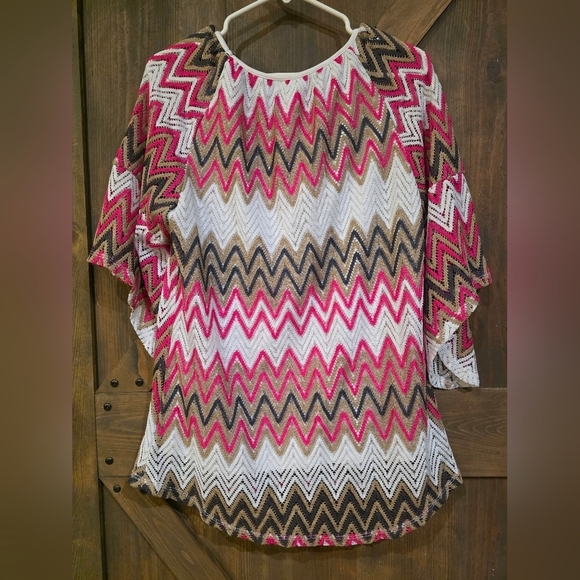 TACERA Chevron Patterned Women's Top Size XL - Picture 3 of 5
